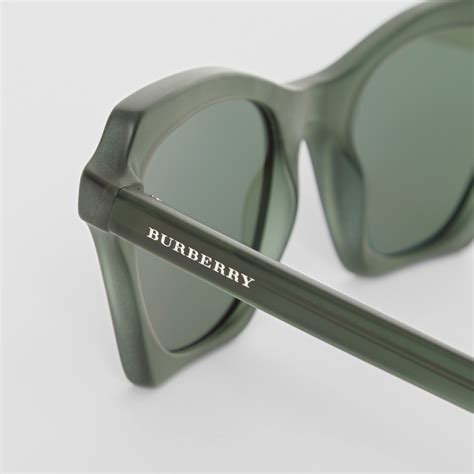 burberry occhiali donna light green|Burberry Woman .